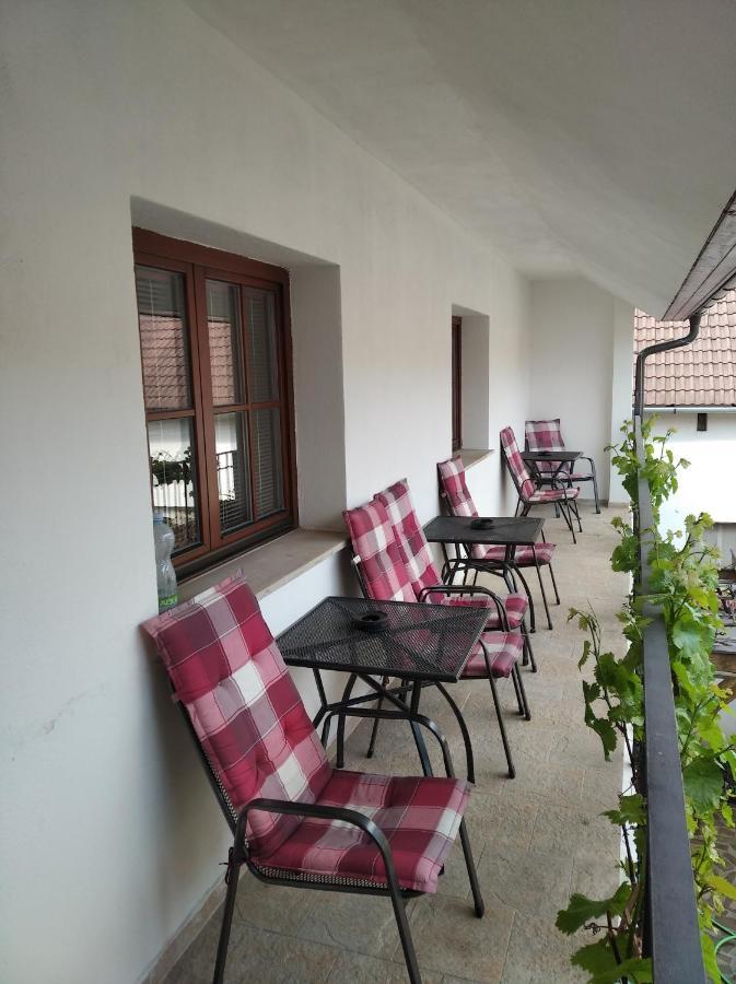 Alva Pension 2 Mikulov Exterior photo
